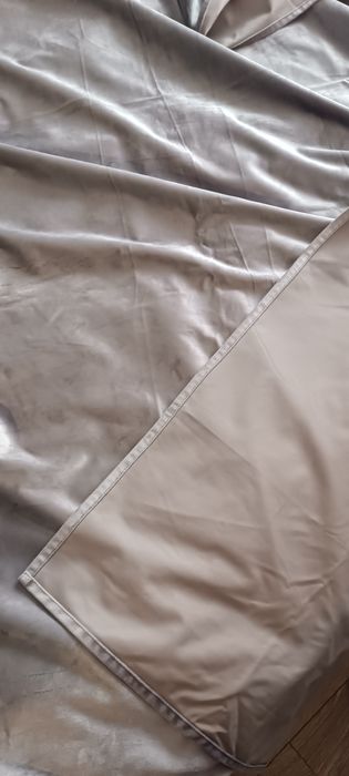 2 Zasłony 140x240 beżowe Fossil Inspire gumowane.