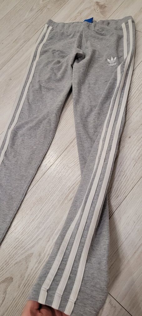 Legginsy adidas szare