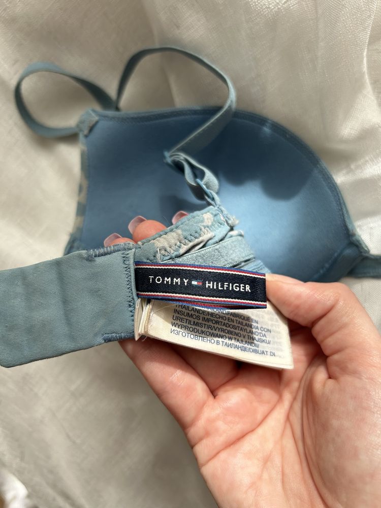 Biustonosz niebieski błękitny Tommy Hilfiger 75A