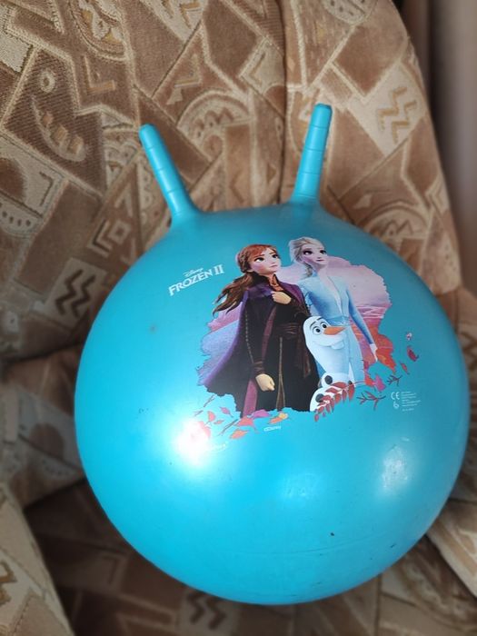 Piłka skoczek dla dzieci zabawy kraina lodu