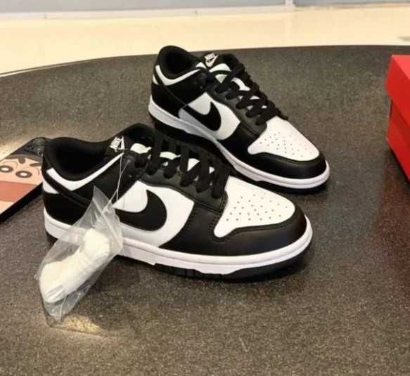 Nike Dunk Low Retro White Black Panda  EU 39