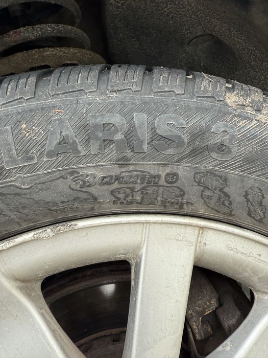 Шини автомобільні