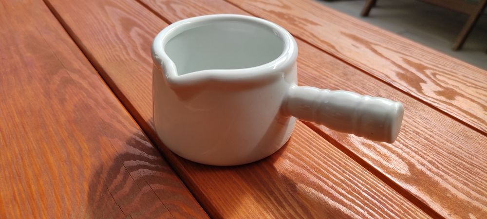 Sosjerka / rondelek / naczynie porcelanowe