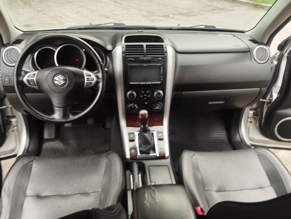 1.9ddis full opcja,Xenon,4x4,wentylowana skóra,keylesgo
