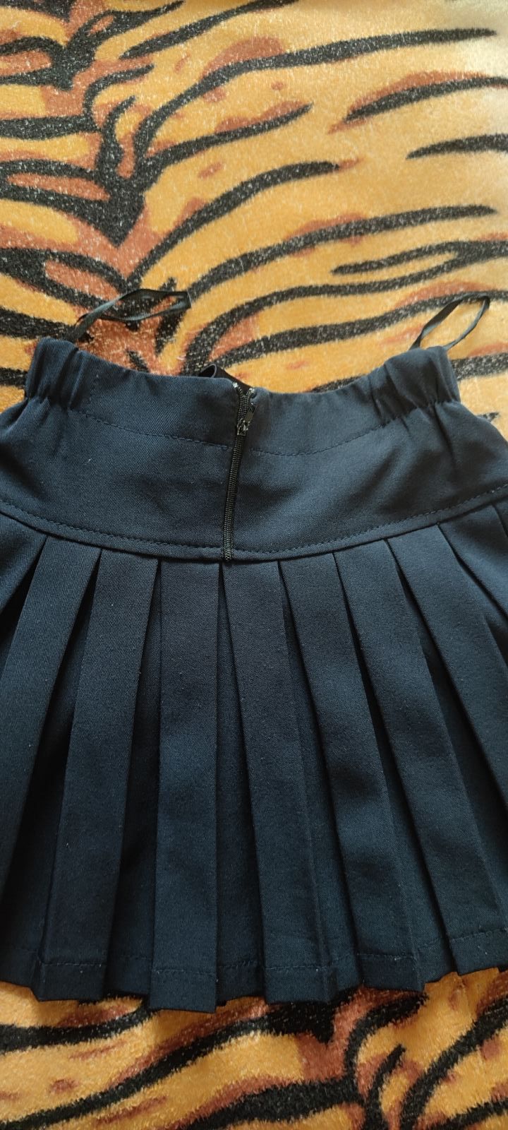 Спідничка юбка розмір 122(7 років)
