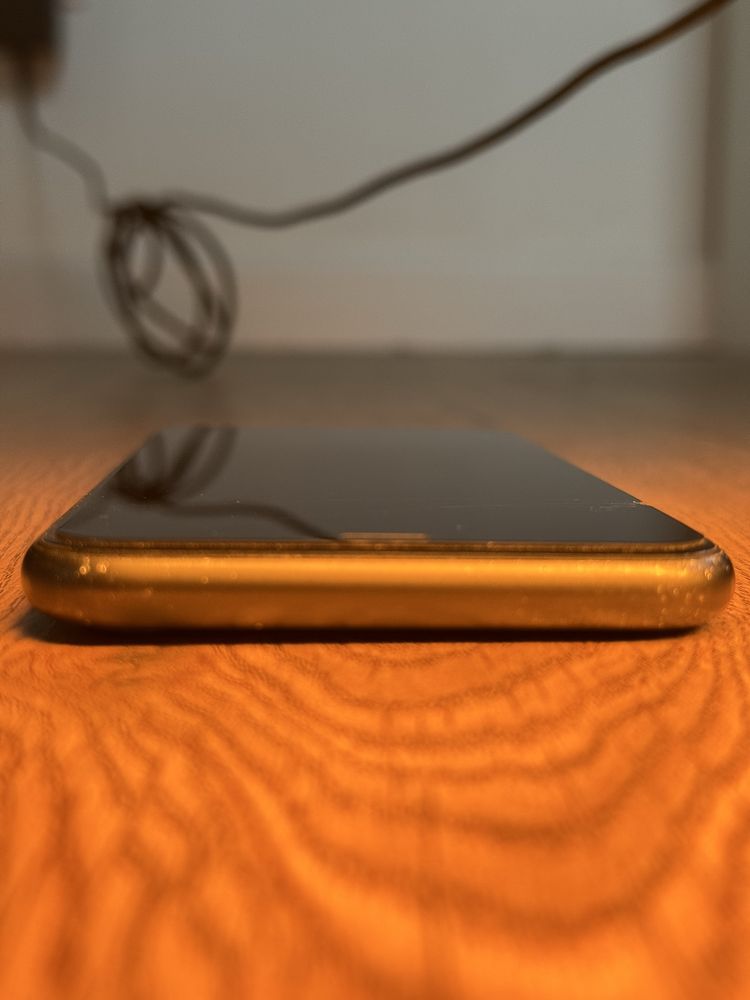 Iphone 11 128GB  bateria 74%