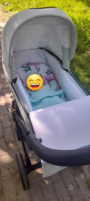 Wózek 2 w 1- spacerówka + głęboki
