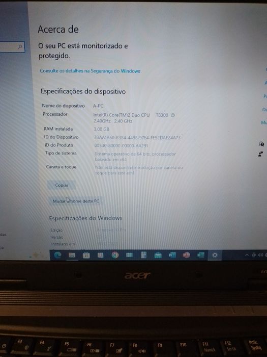 Portátil acer a funcionar