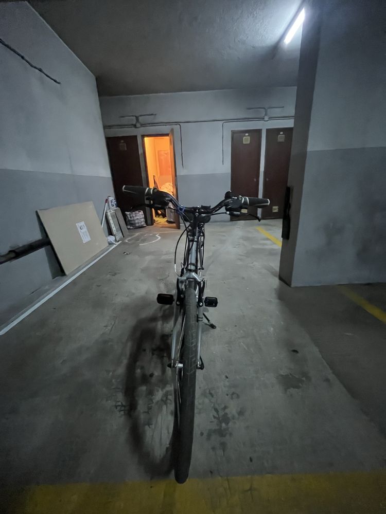 Bicicleta feita à mao
