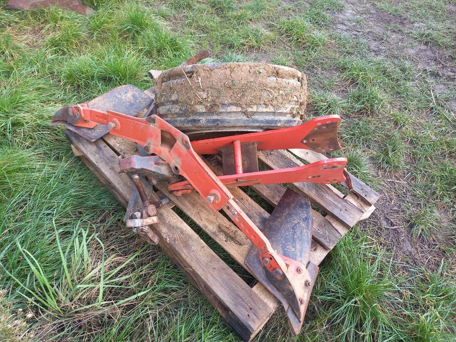 Kuhn master 120 pług obrotowy