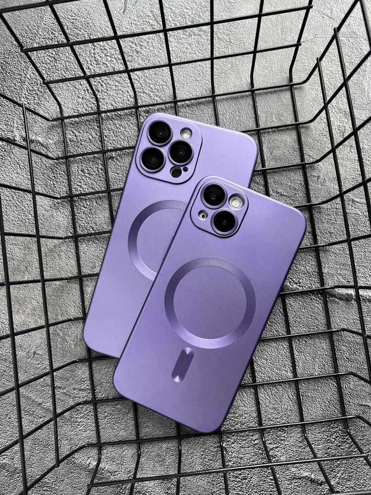 Чохол Matte Silicone with MagSafe с iPhone