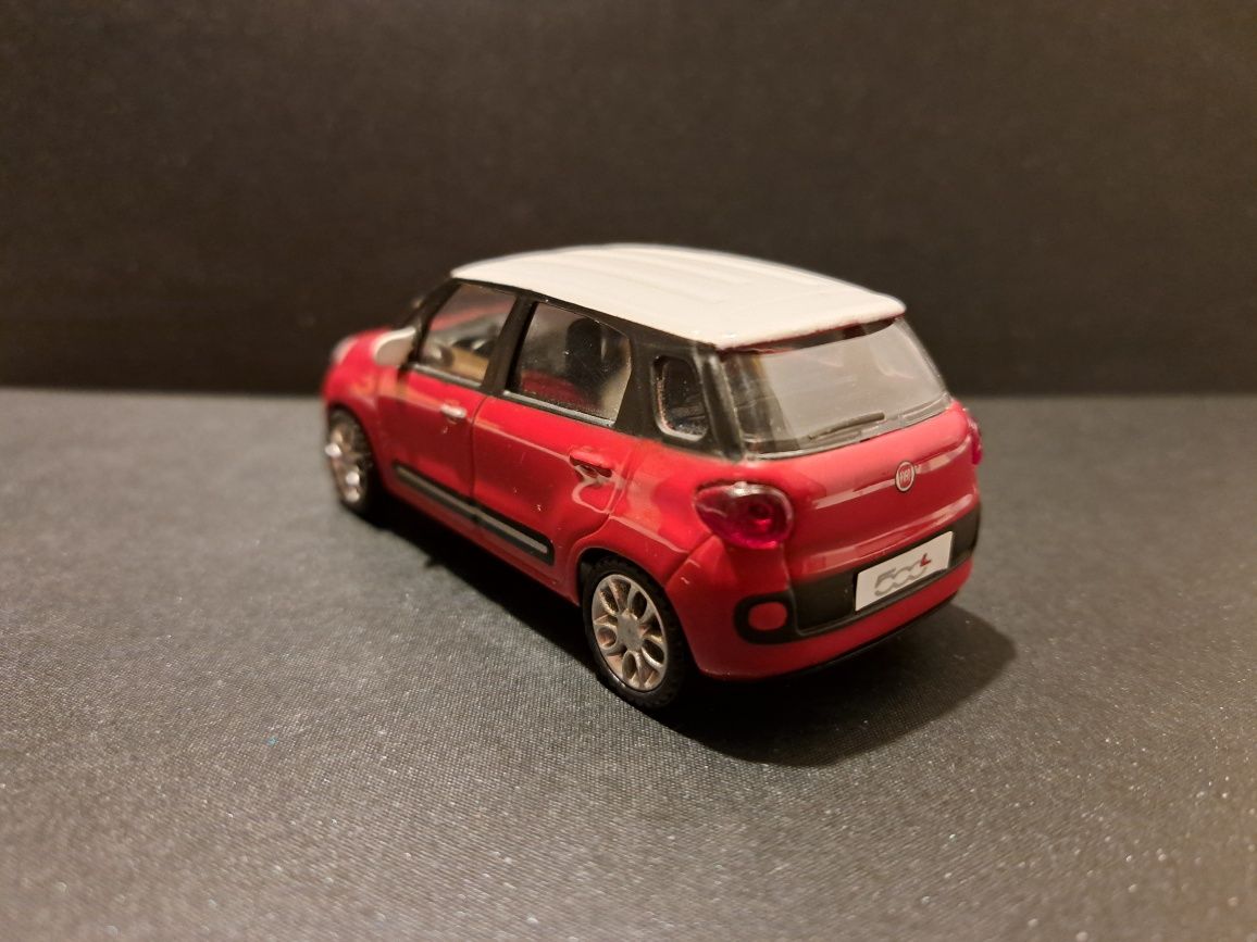 Fiat 500L 1:43 Mondo Motors