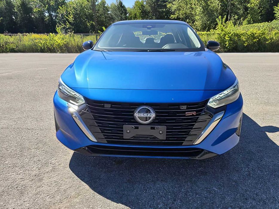 Nissan Sentra      2024