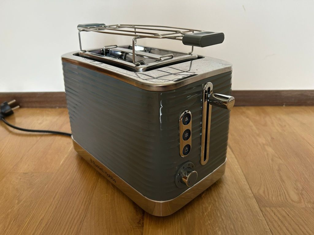 Toster, opiekacz Russell Hobbs