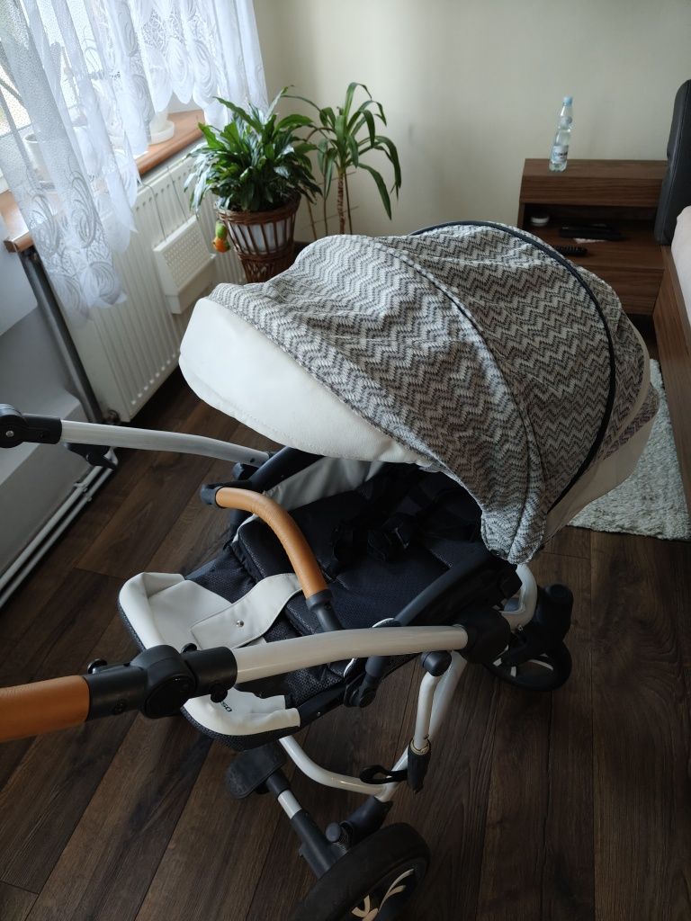 Wózek 2 w 1 Bebetto Bresso Premium Class