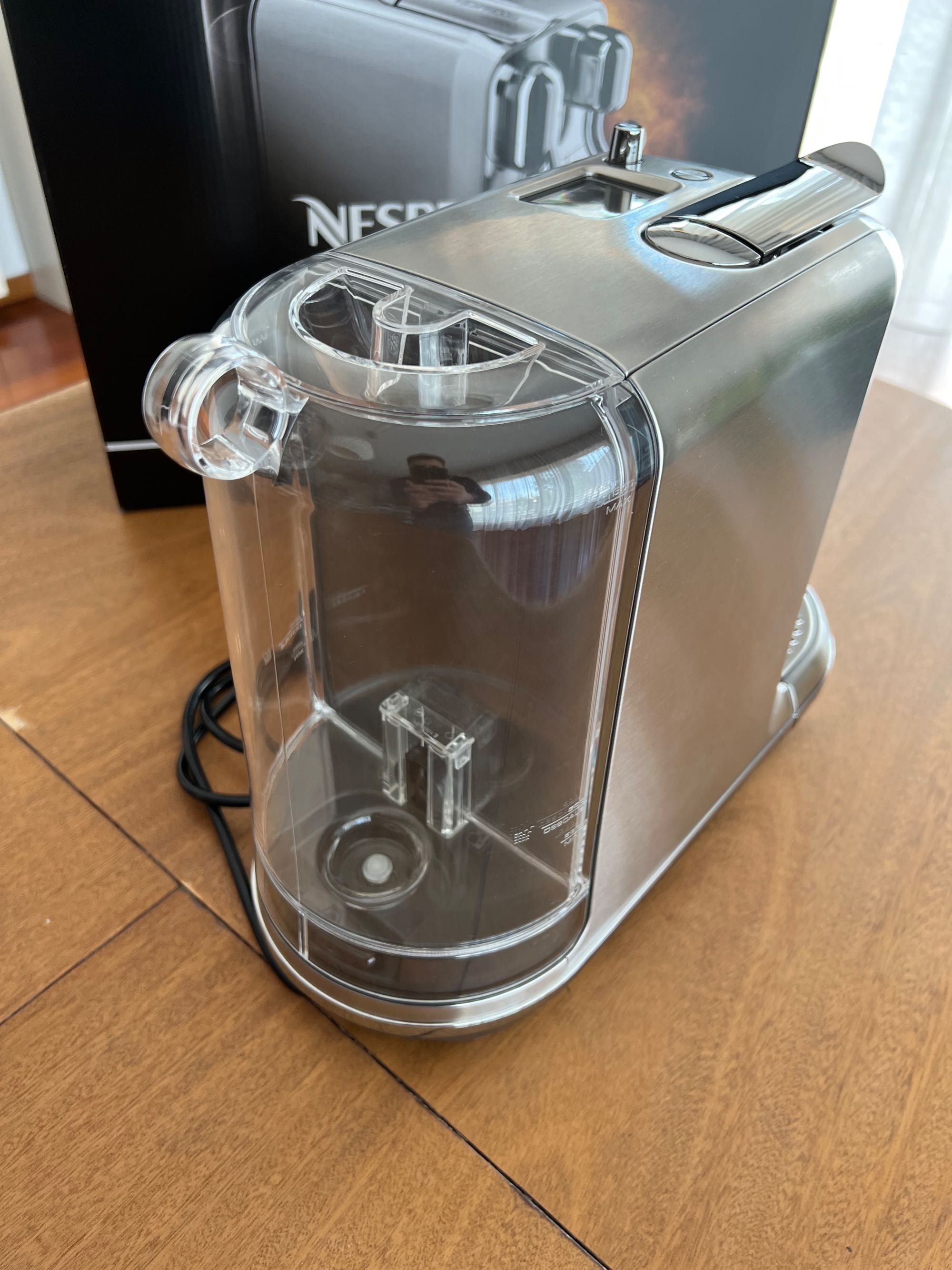 Máquina Café Nespresso Creatista Plus — Como nova