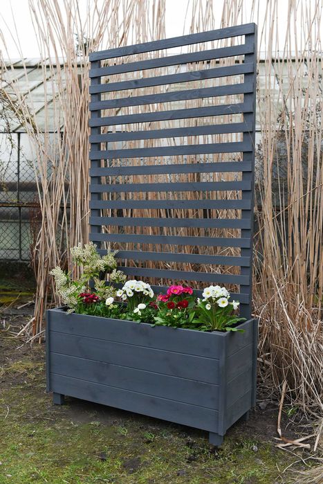 Solidne donice doniczki pergole. Zabudowa ogrodu tarasu