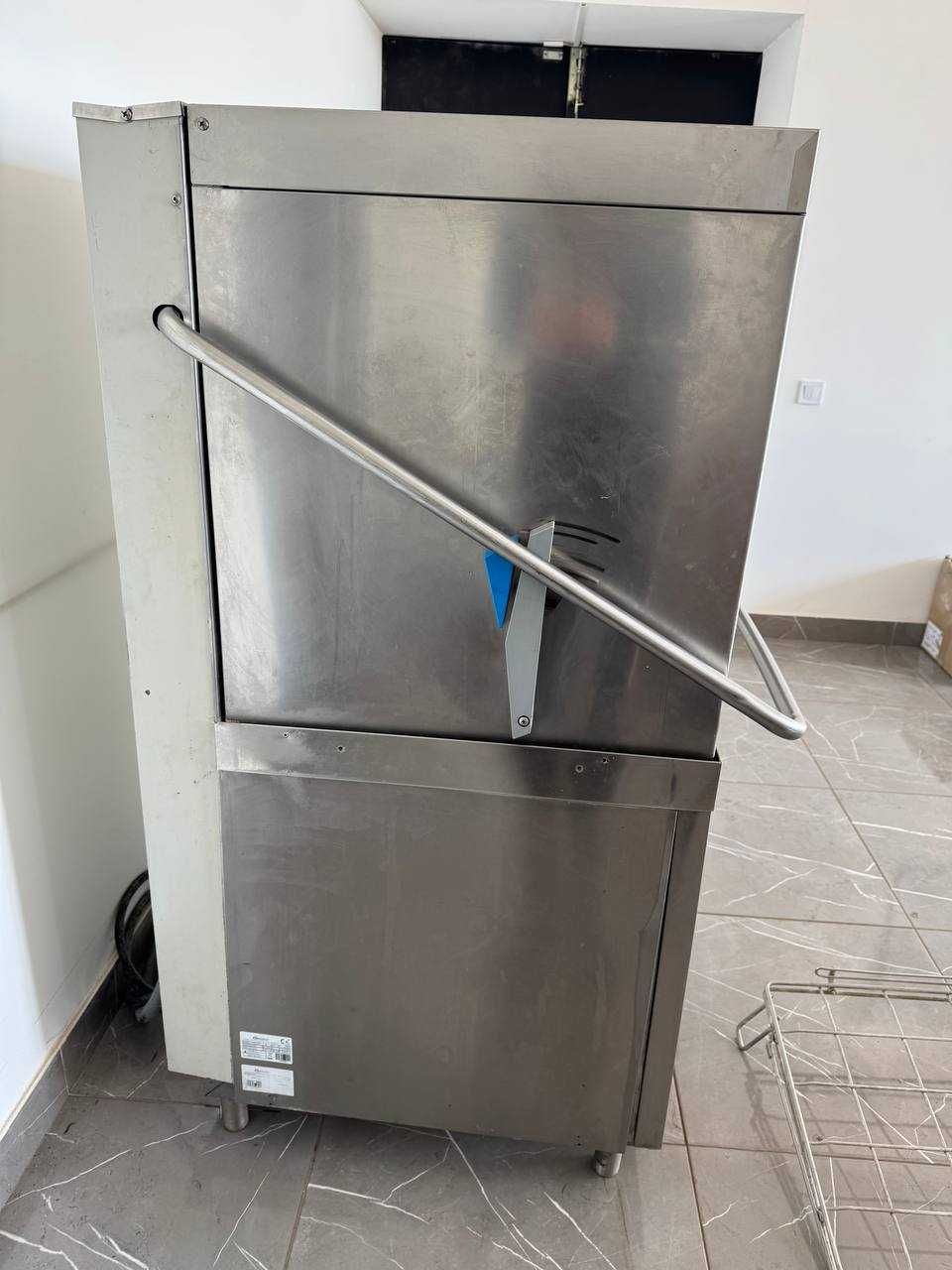 Посудомийка професійна, купольна, bartscher ds2001