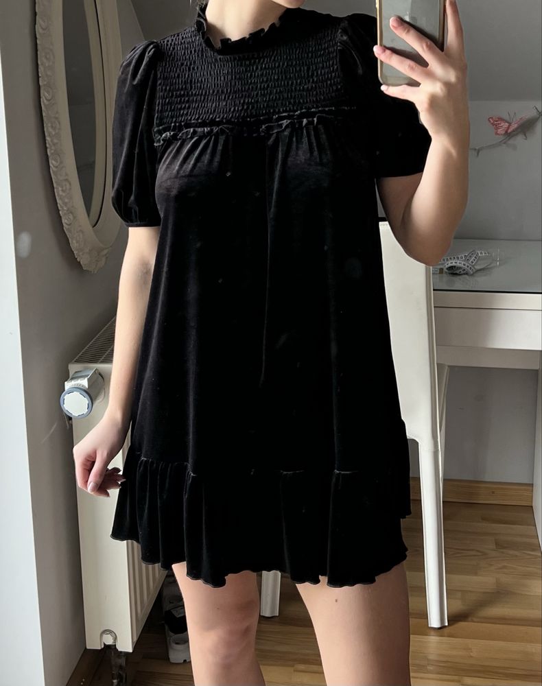 Sukienka mini welurowa z bufiastymi rękawami H&M XS