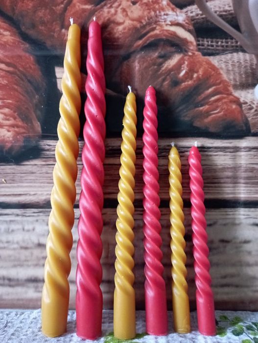 Воскові свічки ручної роботи