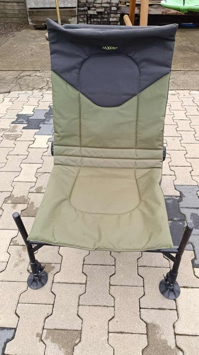 Fotel wedkarski z blaszka  rozkladany jaxon