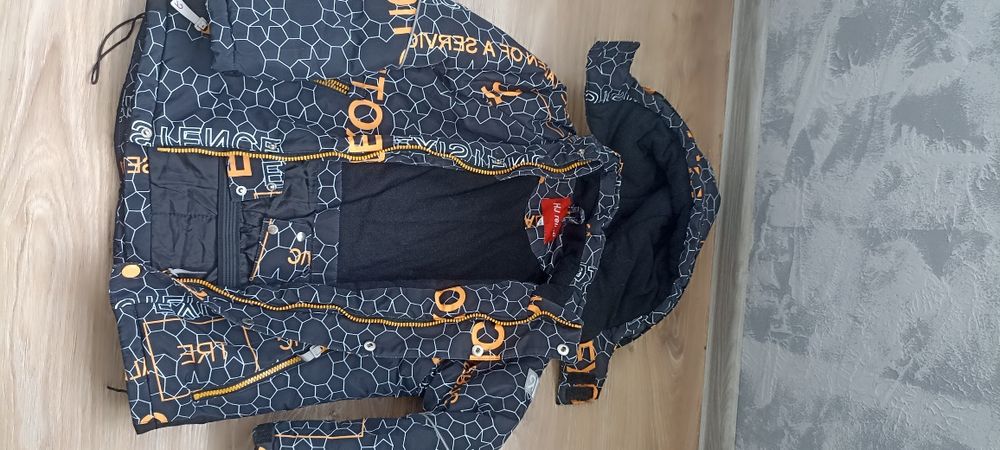 Продам зимовий комплект на хлопчика