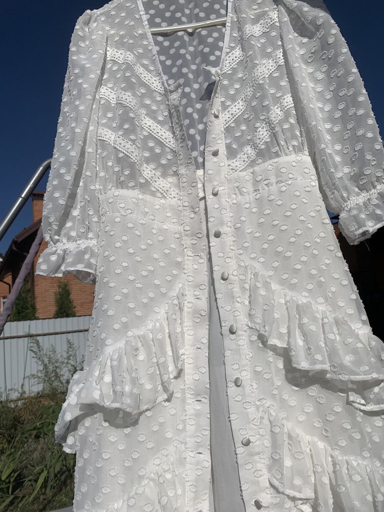 Дизайнерська сукня, біла святкова сукня