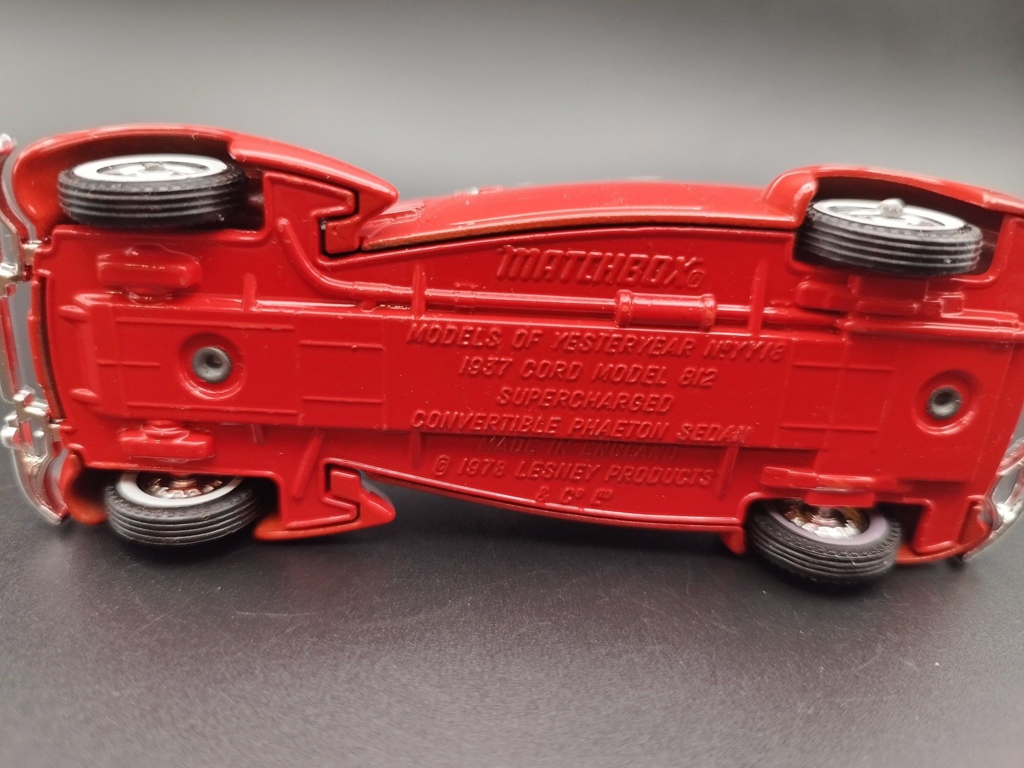 Matchbox MODELS of Yesteryear NRFB Y-18 A 1937 Cord 812 model no box