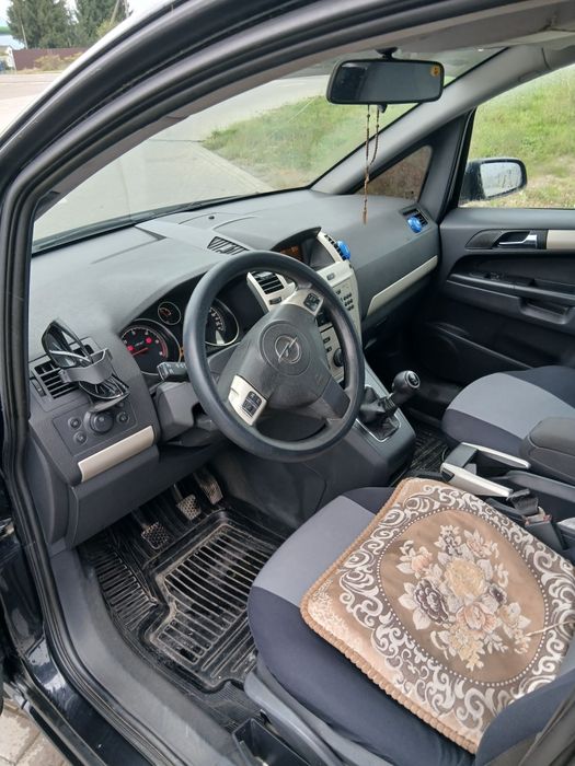 Продам Опель зафіра б 2008 року