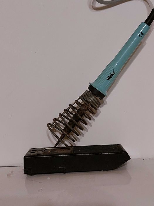 lutownica Weller w61 + podstawka