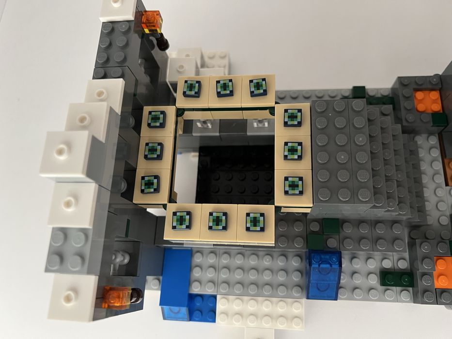Lego Minecraft 21124 Portal Kresu