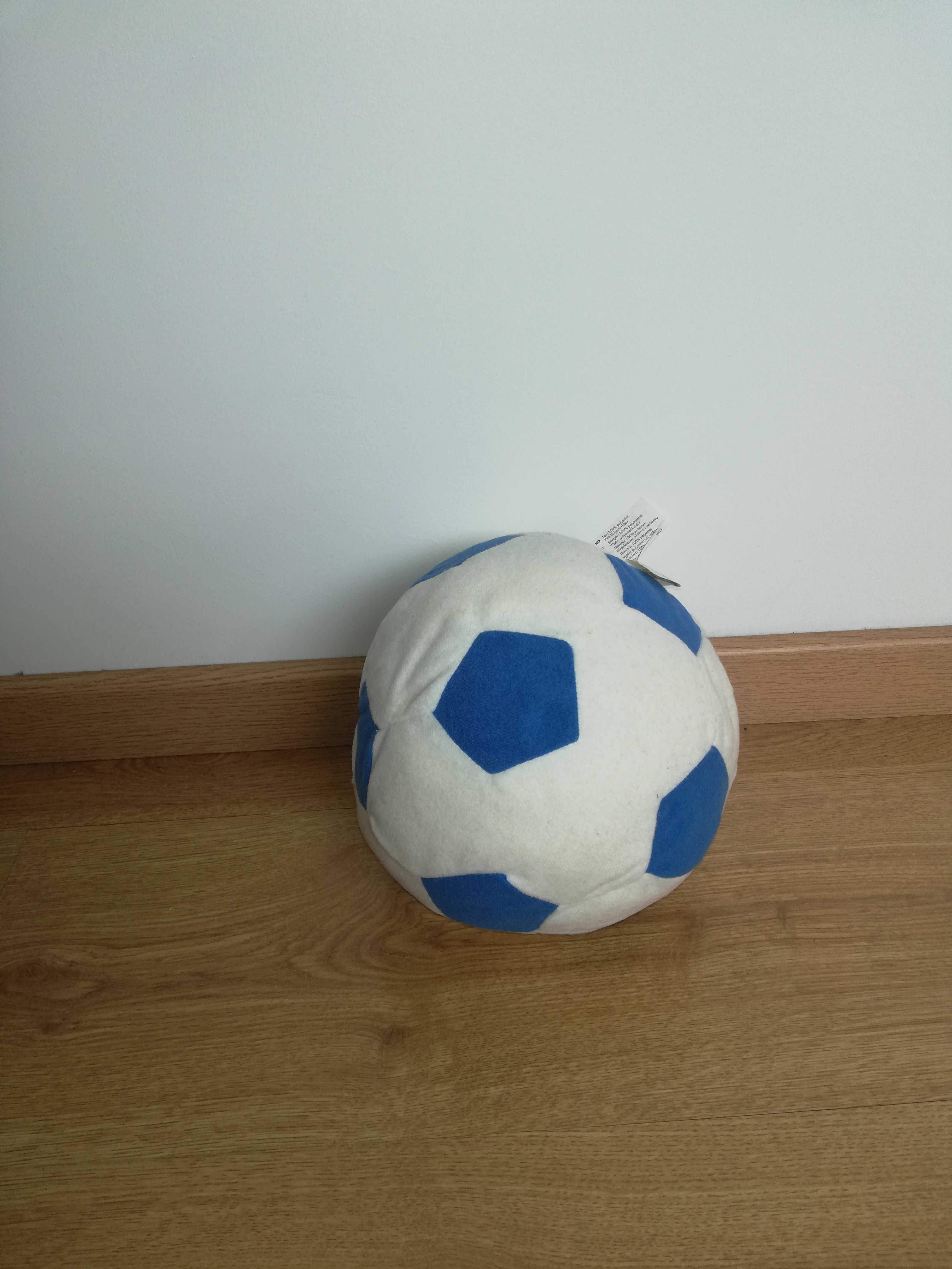 Bola de peluche Ikea