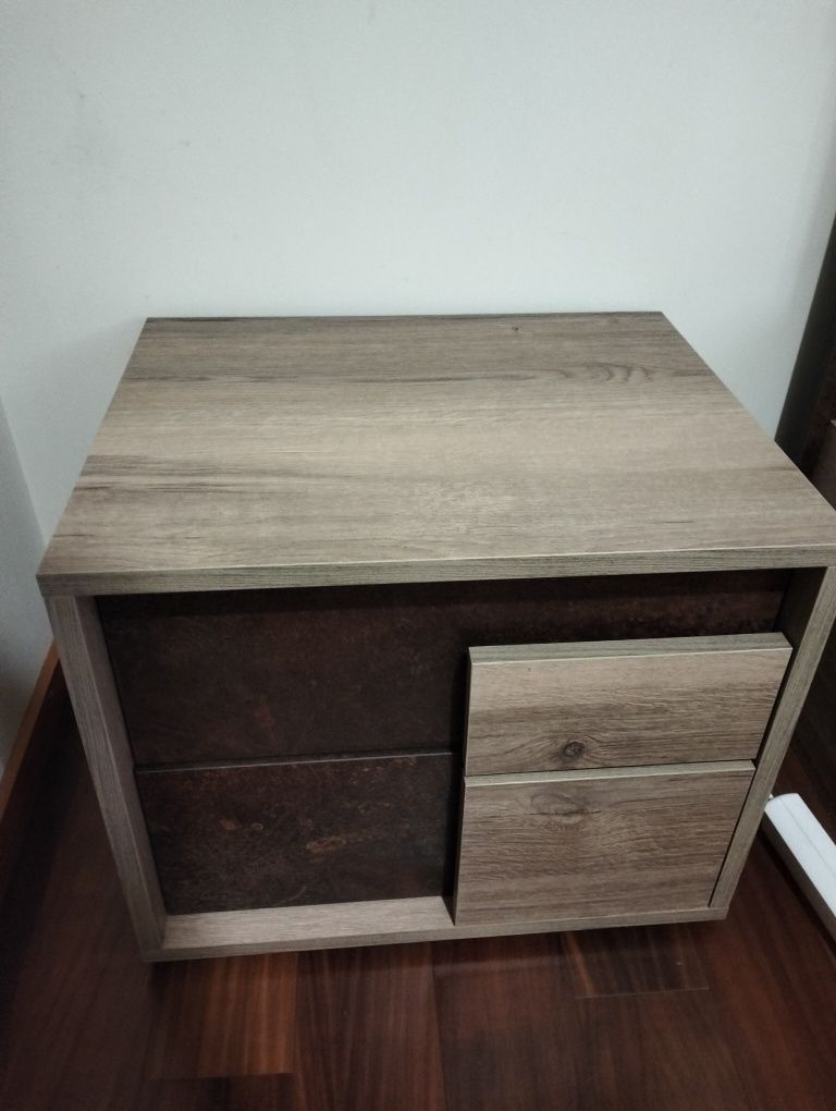 Cama King Size + Cómoda + Colchão