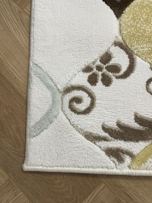 Dywan różnokolorowy