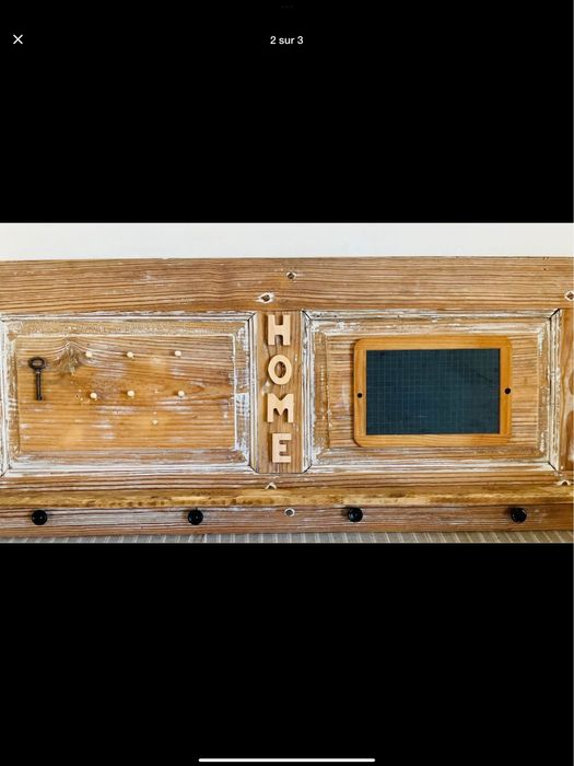 Cabideiro em madeira