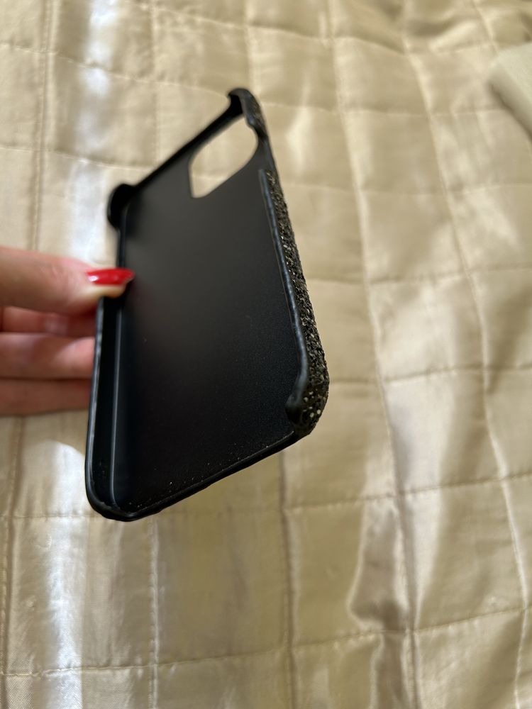 Etui na iPhone 12