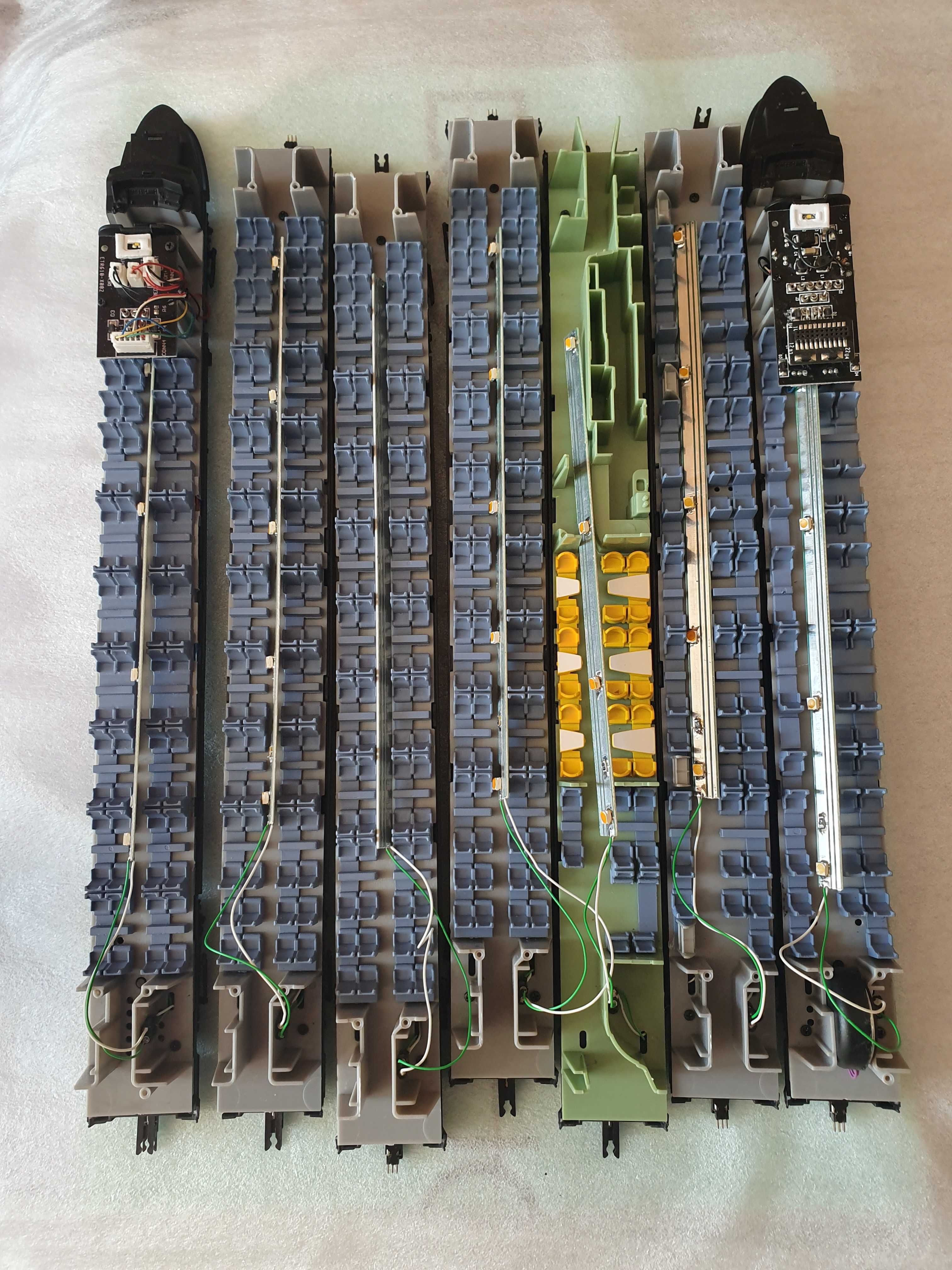 LIMA EXPERT ETR610 -zestaw 7 członów naED250  PKP ICC Pendolino H0