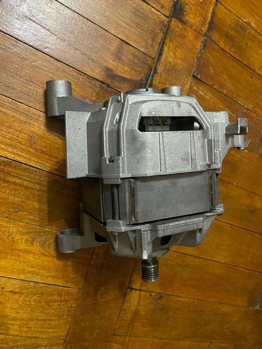 Мотор пральної машини БОШ