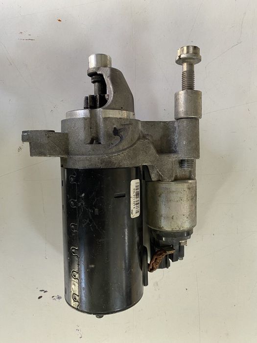 Стартер bosch 03l911021e audi q5 8r,a5 a4 b8, a6 c7 2.0tdi