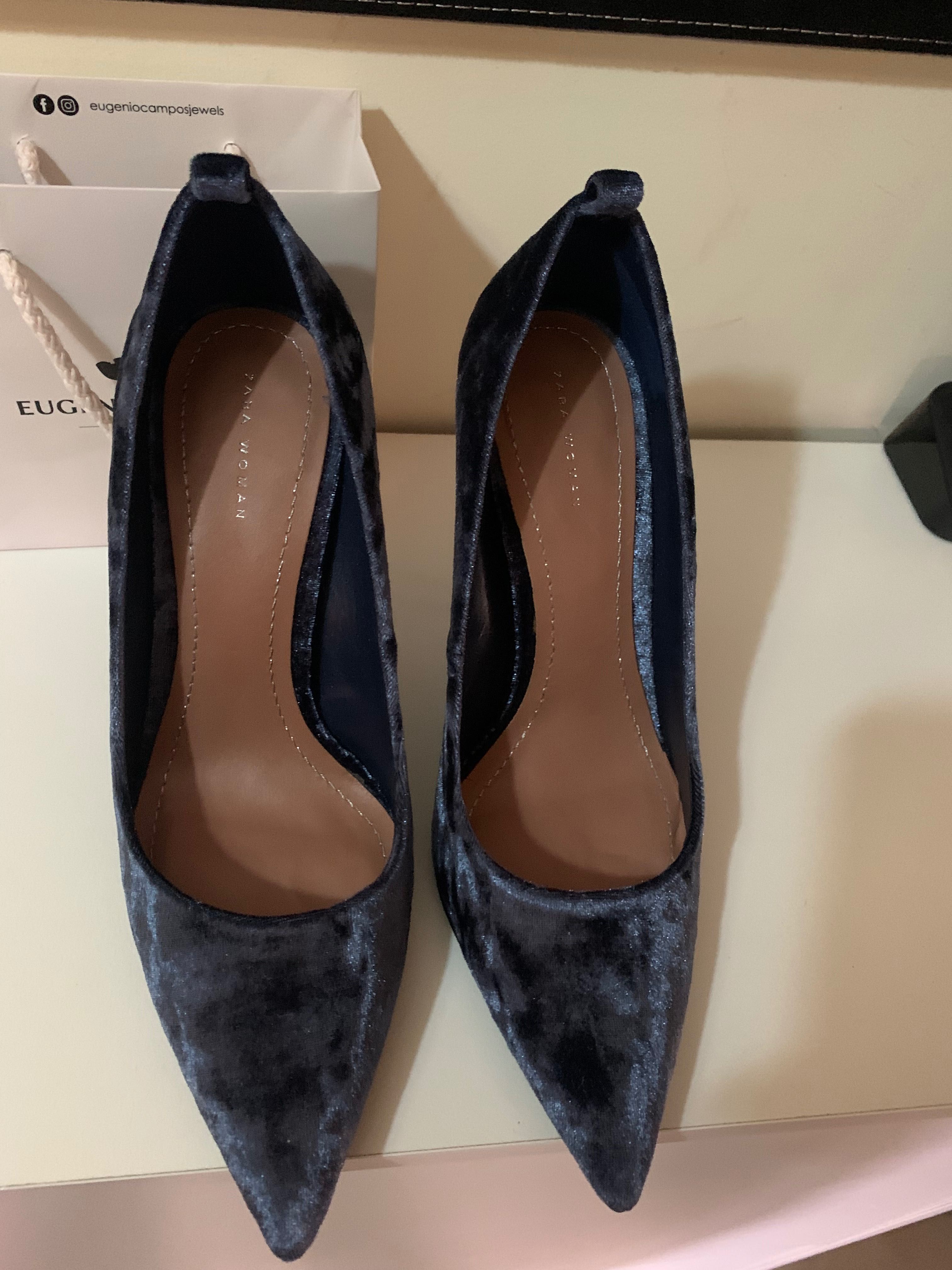 Sapato ZARA veludo