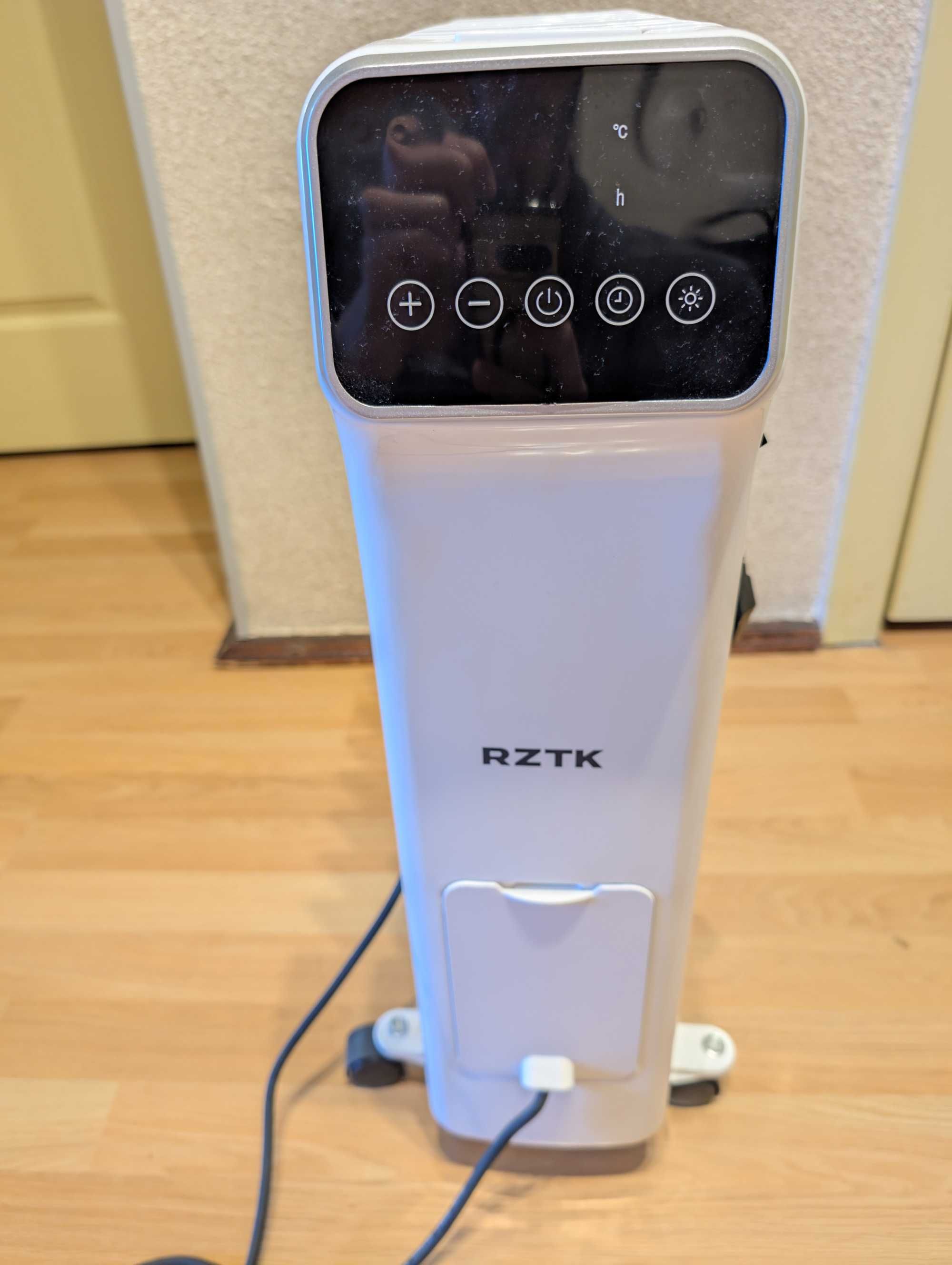 Масляний радіатор обігрівач RZTK RDT 24229R