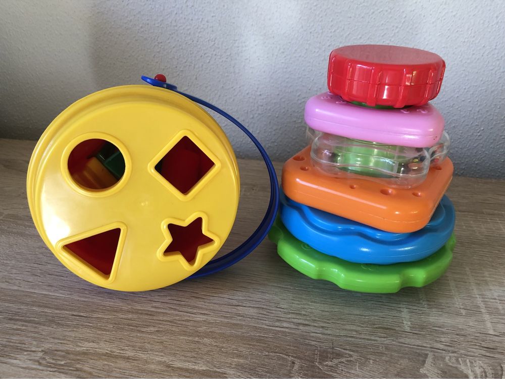 Conjunto brinquedos de encaixe 9-18M