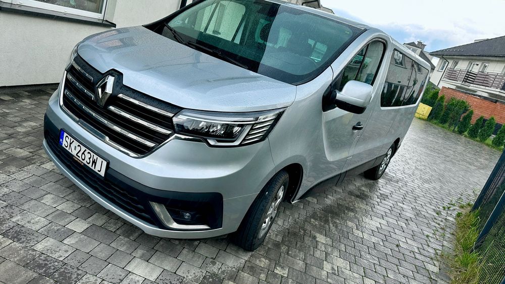 Renault Trafic 9 osobowy LONG Faktura VAT 23% Wersja CARPOL