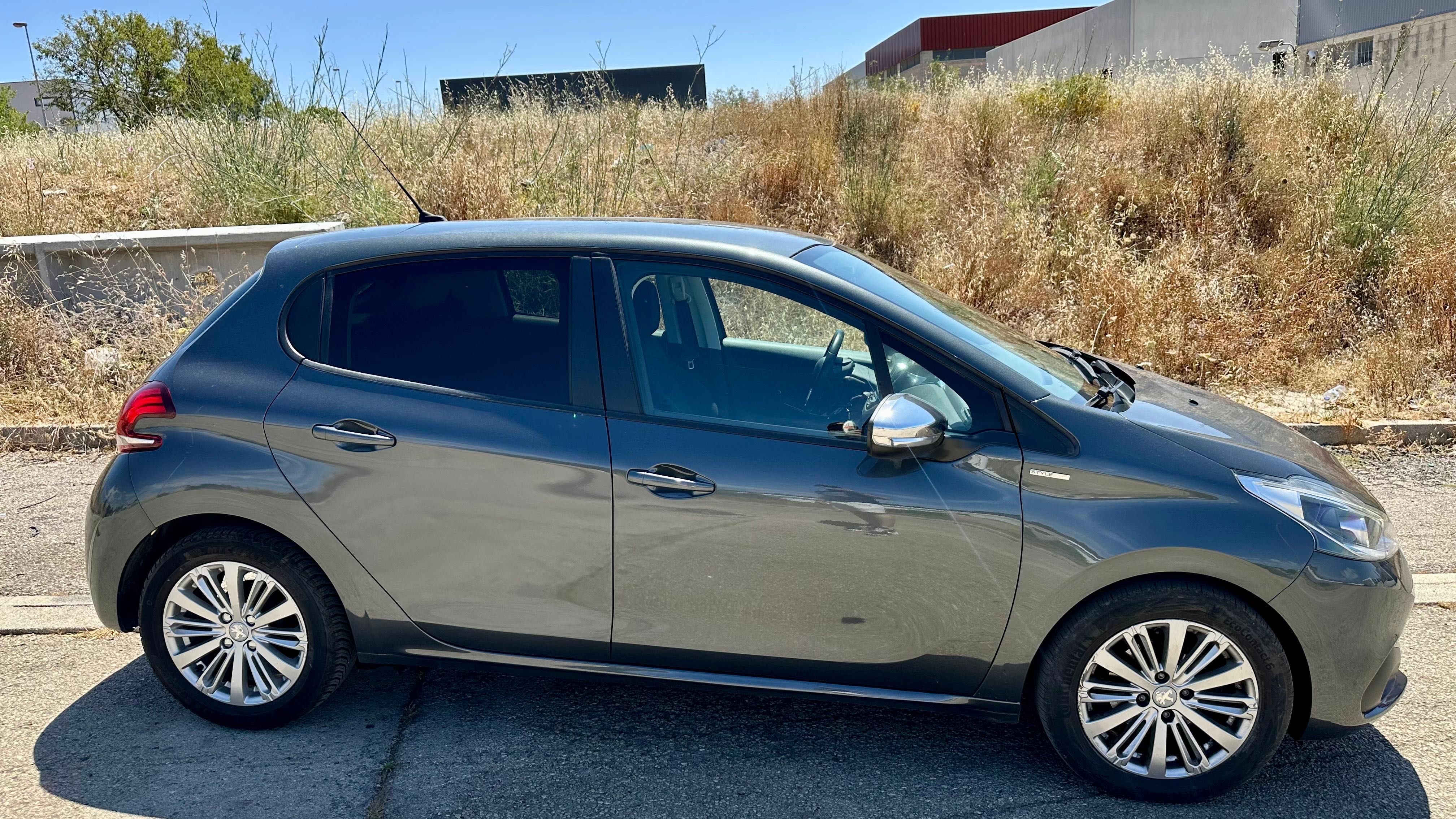 Peugeot 208 1.6 HD 2017