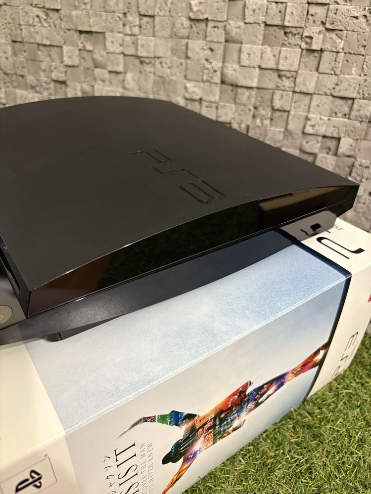Лімітована консоль SONY PS 3 CECH-2000A J 100v ідеальний стан!