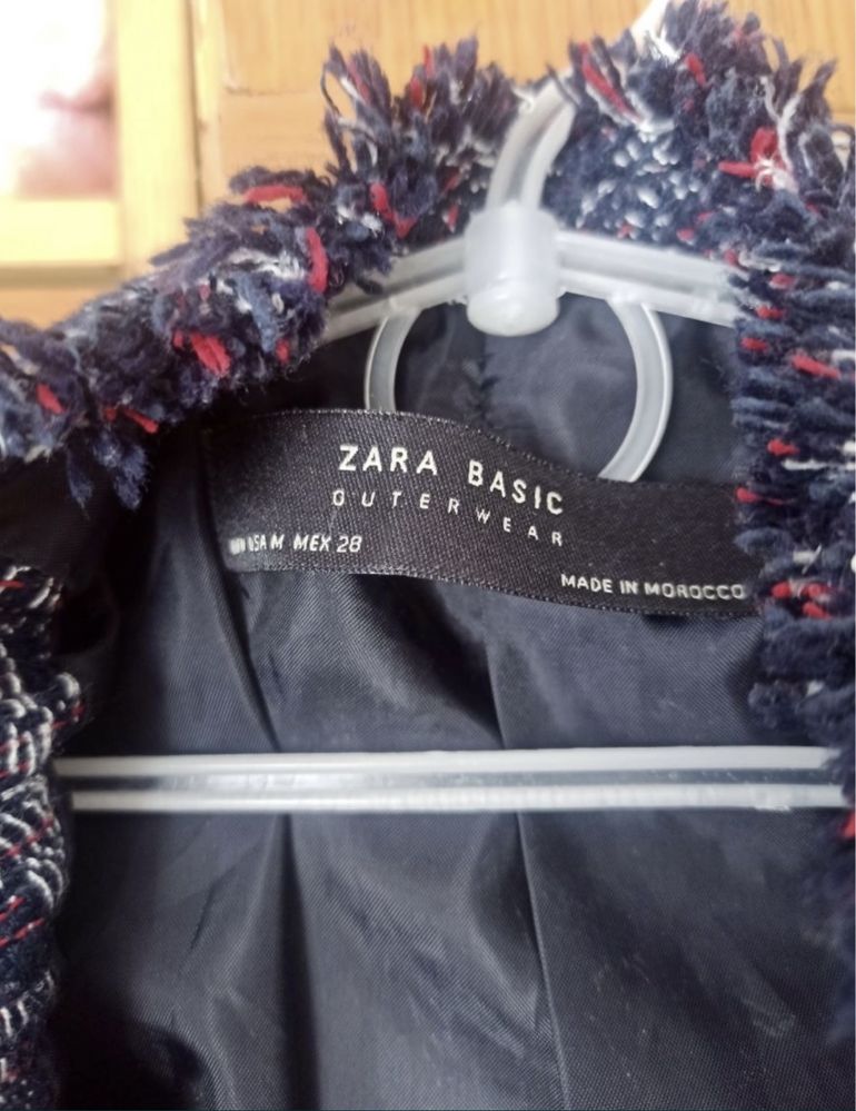 Твідовий піджак від  Zara