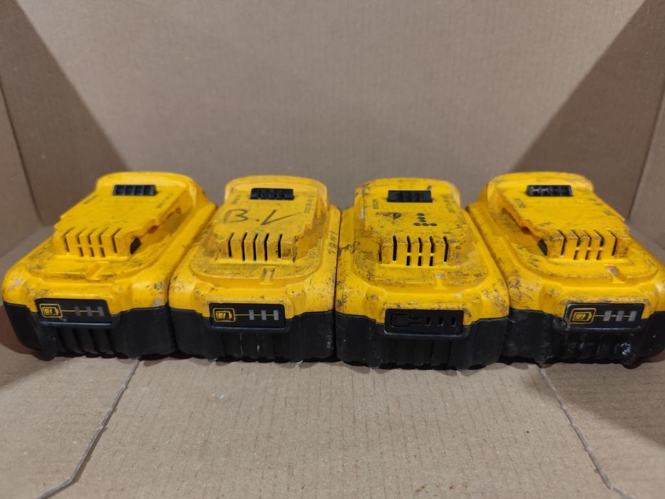 Akumulator bateria DeWALT 4Ah 5Ah 18V XR LI-ION DCB182 DCB184