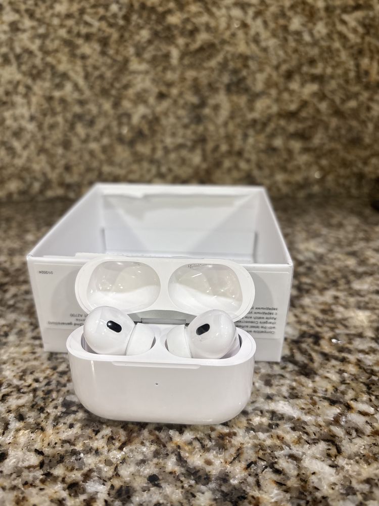 AirPods pro 2.