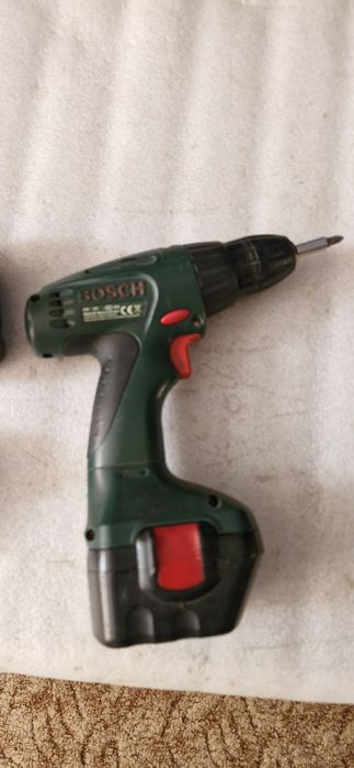 Шуруповерт BOSCH 12v