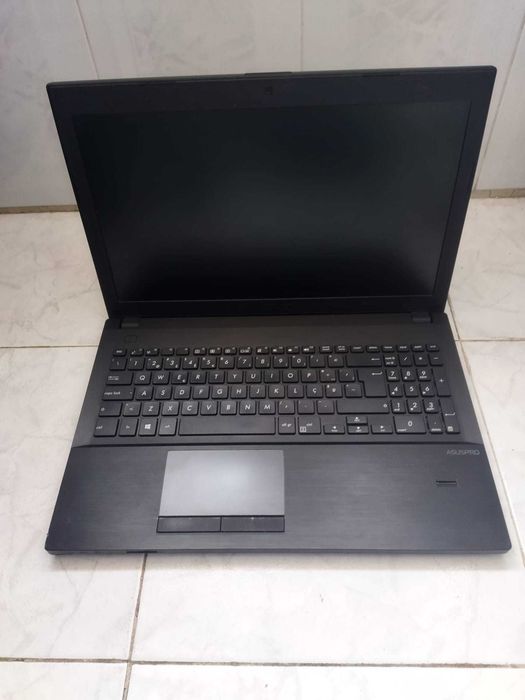 Portátil Asus i3 Pro PU551LA